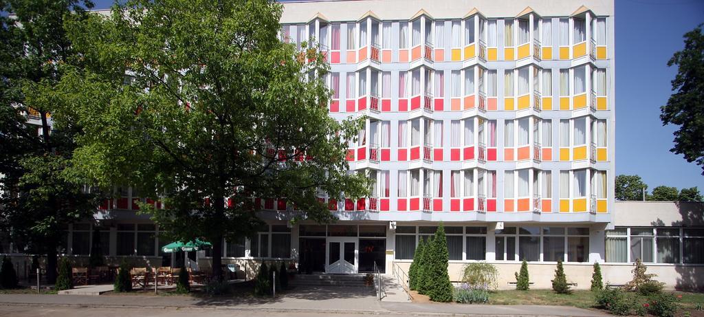 In Hotel Hajduszoboszlo Bagian luar foto