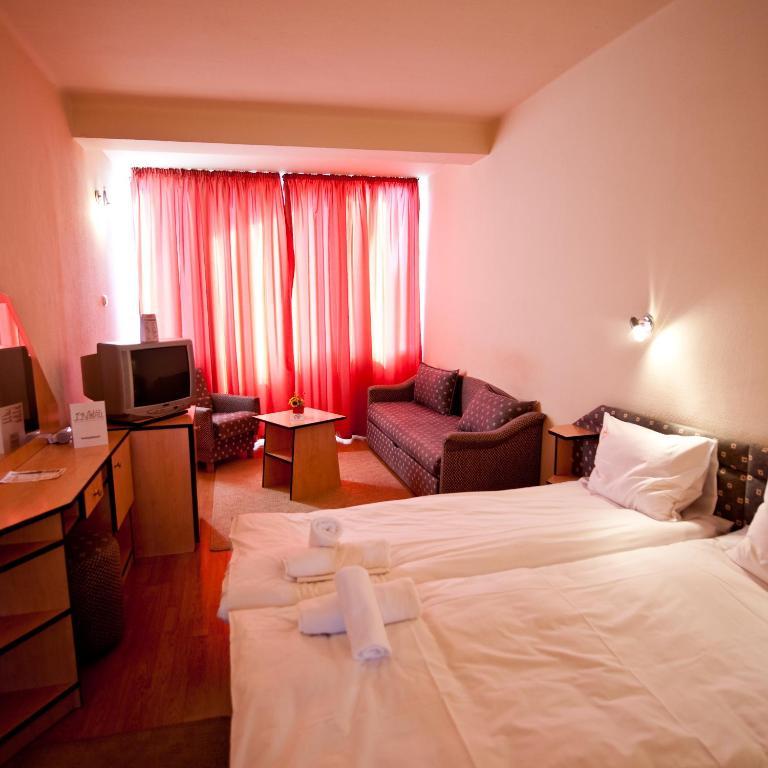 In Hotel Hajduszoboszlo Ruang foto